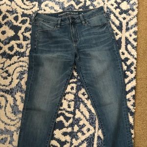 Women’s American eagle jeans